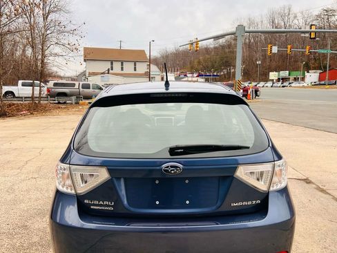 Used 2011 Subaru Impreza 2.5i image 8