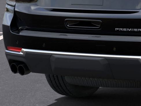 New 2025 Chevrolet Suburban Premier w/ Sun And Tow Package image 14