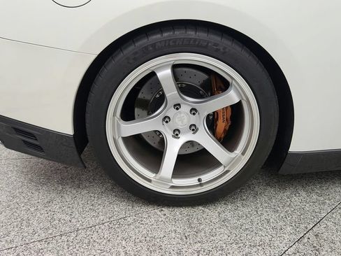 Used 2016 Nissan GT-R Premium AWD/4WD image 24