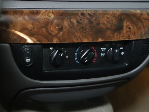 Used 2007 Mercury Grand Marquis GS image 35