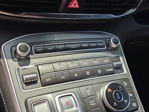 Used 2023 Hyundai Santa Fe Calligraphy AWD/4WD image 26