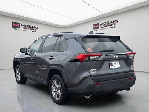 Used 2025 Toyota RAV4 XLE AWD/4WD image 5
