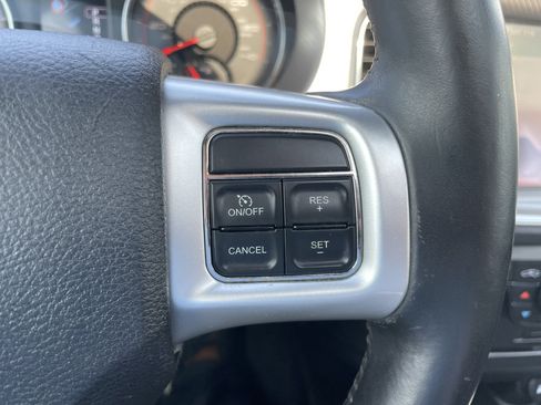 Used 2013 Dodge Charger SXT RWD image 15