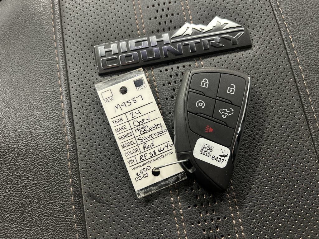 Certified 2024 Chevrolet Silverado 2500 High Country AWD/4WD image 29