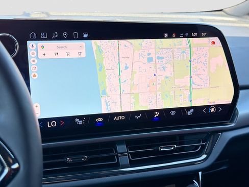 Used 2025 Chevrolet Equinox EV RS image 31