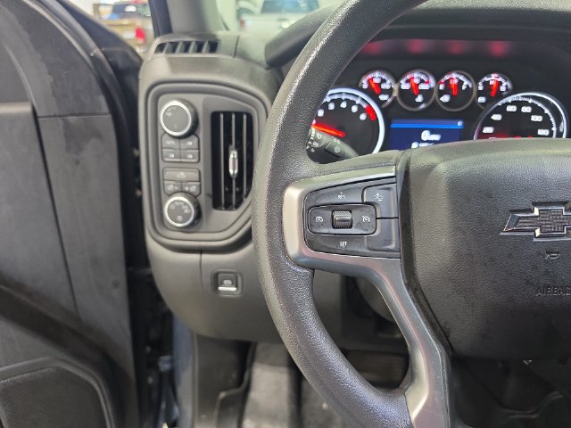 Used 2022 Chevrolet Silverado 1500 Custom Trail Boss w/ Safety Confidence Package AWD/4WD image 11