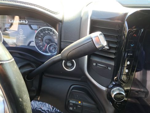 Used 2021 RAM 2500 Laramie w/ Night Edition image 30