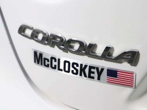 Used 2023 Toyota Corolla LE image 12