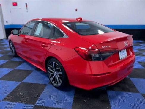 Certified 2022 Honda Civic Touring image 6