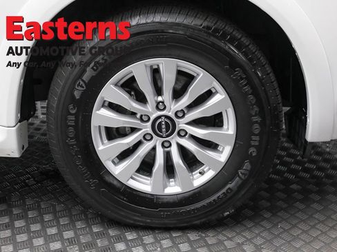Used 2024 Nissan Armada SV RWD image 32