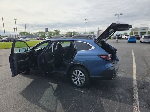 Used 2020 Subaru Outback Premium AWD/4WD image 21