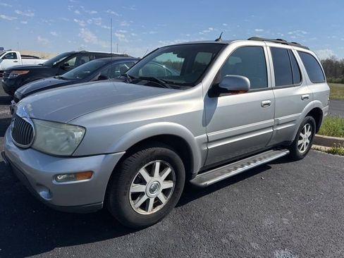 Used 2004 Buick Rainier CXL w/ Convenience Package AWD/4WD image 1