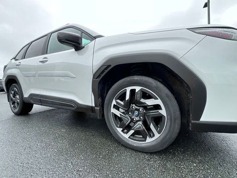 Certified 2025 Subaru Forester Limited image 10