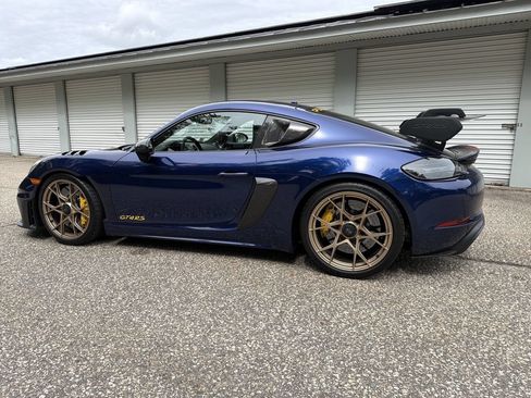 Certified 2023 Porsche 718 Cayman GT4 RS RWD image 4