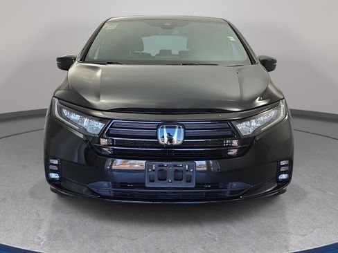 Certified 2024 Honda Odyssey Sport image 2