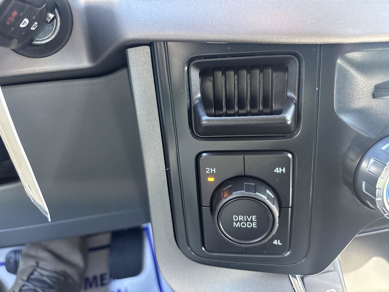 Used 2025 Ford F150 XLT w/ Equipment Group 301A Standard AWD/4WD image 22