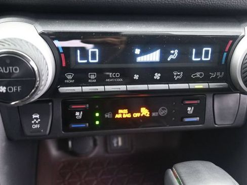 Used 2023 Toyota RAV4 Limited AWD/4WD image 11
