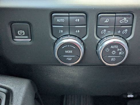 Used 2026 GMC Sierra 1500 AT4 w/ AT4 Premium Package AWD/4WD image 20