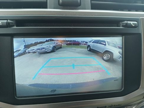 Used 2019 Toyota 4Runner SR5 image 12