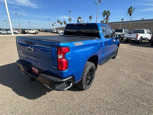 Used 2023 Chevrolet Silverado 1500 LT Trail Boss w/ LPO, Dark Essentials Package image 7