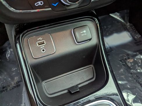 Certified 2018 Jeep Compass Limited w/ Navigation Group image 26