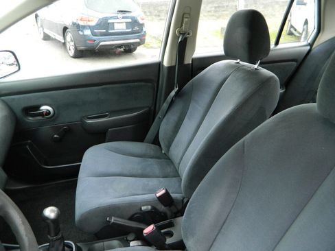 Used 2009 Nissan Versa 1.8 S w/ ABS Pkg image 12