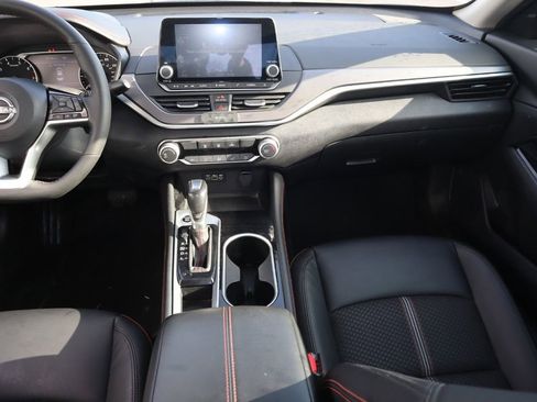 Certified 2025 Nissan Altima 2.5 SR image 15