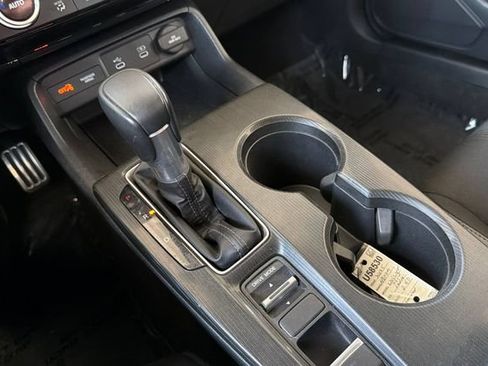 Certified 2025 Honda Civic Sport image 24