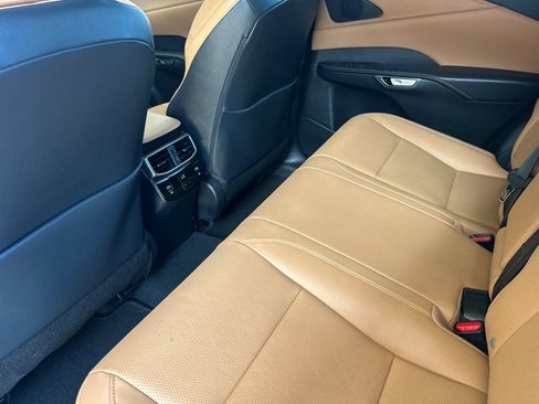 Used 2024 Lexus RX 350 w/ Convenience Package AWD/4WD image 9