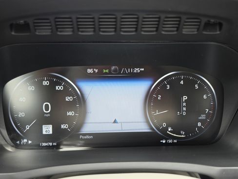 Used 2020 Volvo XC90 T6 Momentum AWD/4WD image 42