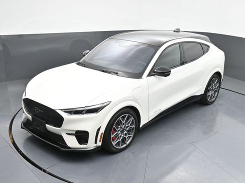 Used 2025 Ford Mustang Mach-E GT image 38