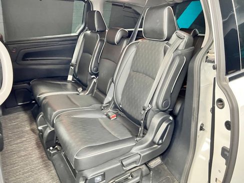 Used 2022 Honda Odyssey Elite image 21