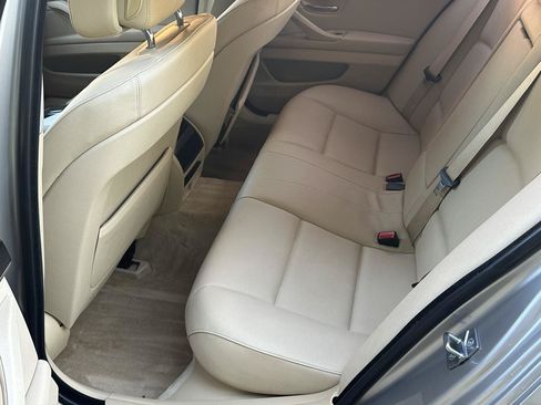 Used 2011 BMW 528i Sedan RWD image 18