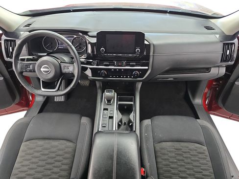 Certified 2022 Nissan Pathfinder SV FWD image 9