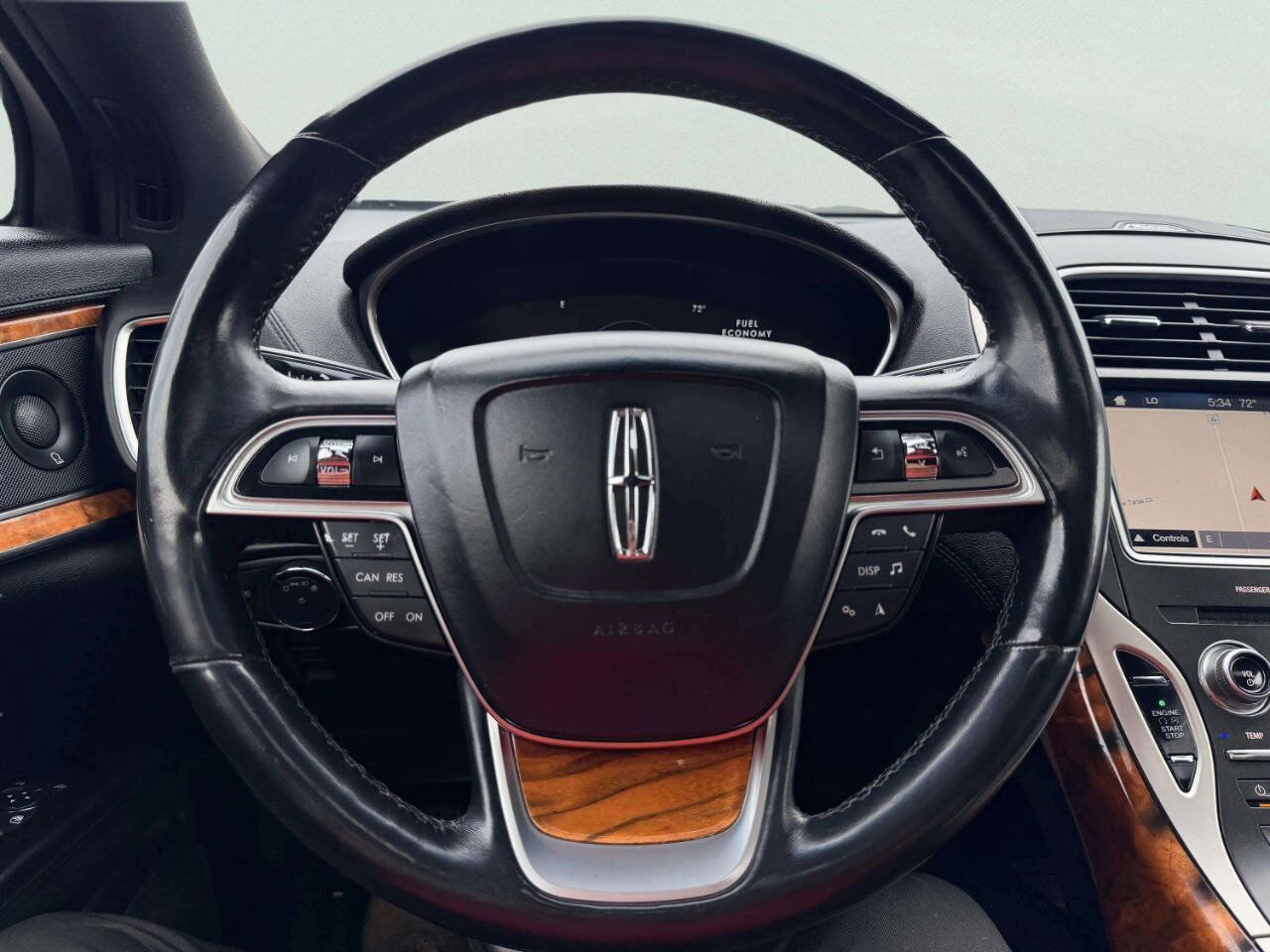 Used 2019 Lincoln Nautilus Reserve AWD/4WD image 34