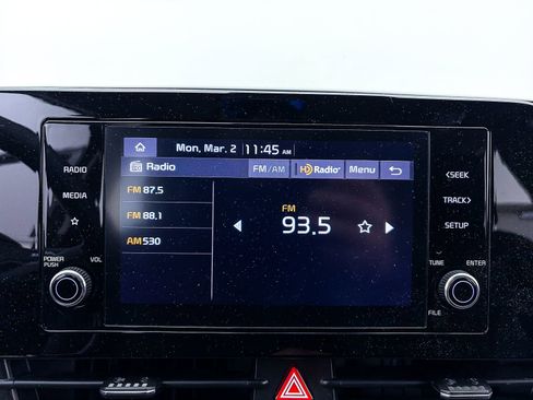 Used 2023 Kia Sportage LX image 19