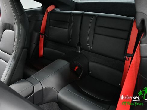 Used 2025 Porsche 911 Carrera RWD image 45