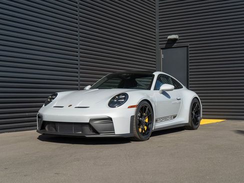 Used 2026 Porsche 911 GT3 image 1
