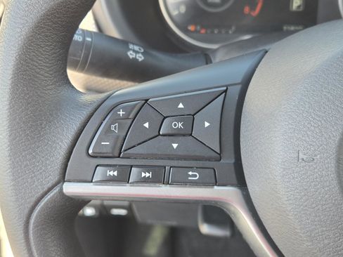 Used 2020 Nissan Kicks SV image 18