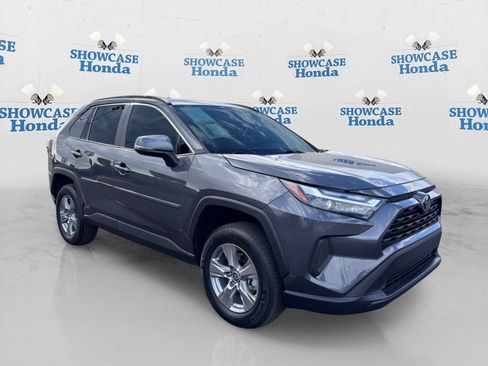Used 2025 Toyota RAV4 XLE AWD/4WD image 10