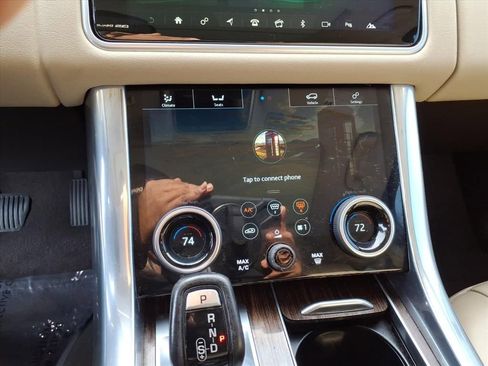 Used 2020 Land Rover Range Rover Sport HSE image 23