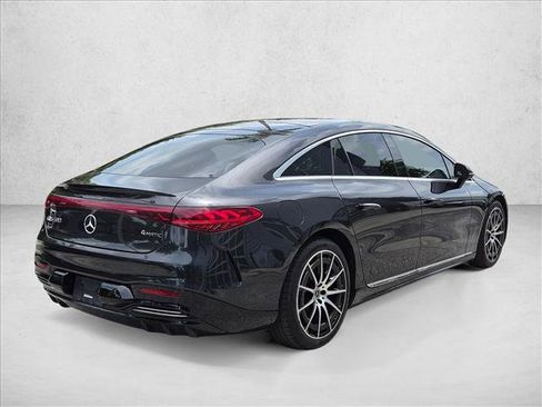 Used 2023 Mercedes-Benz EQS 580 4MATIC Sedan image 5