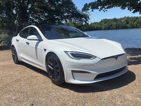 Used 2022 Tesla Model S AWD/4WD image 1