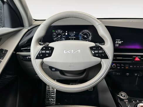 Used 2023 Kia Niro Wave FWD image 13