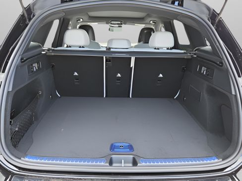 New 2026 Mercedes-Benz GLC 300 image 33