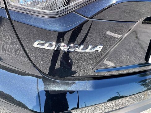 Used 2023 Toyota Corolla LE FWD image 30