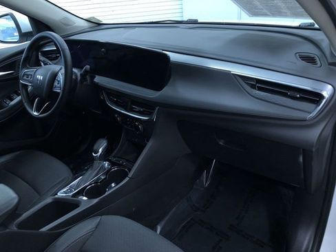 Used 2025 Buick Encore GX Preferred image 24