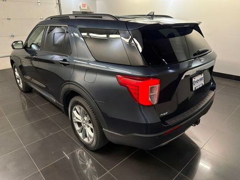 Certified 2023 Ford Explorer XLT w/ Equipment Group 202A AWD/4WD image 4