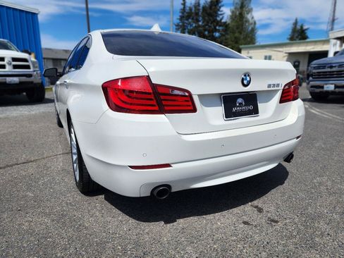 Used 2011 BMW 535i Sedan RWD image 9