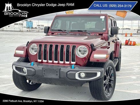 Certified 2022 Jeep Wrangler Unlimited Sahara w/ Cold Weather Group AWD/4WD image 1